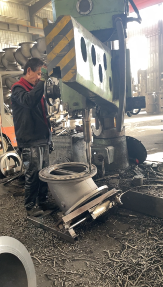 四合一止回閥毛坯機(jī)床打孔